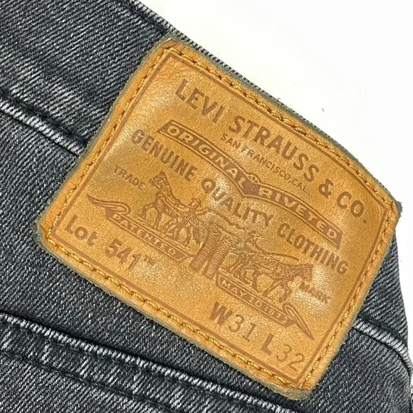 Levis Premium 541 Big E Stretch Black Denim Taper Jeans 32 x 31 True Fit Mens
